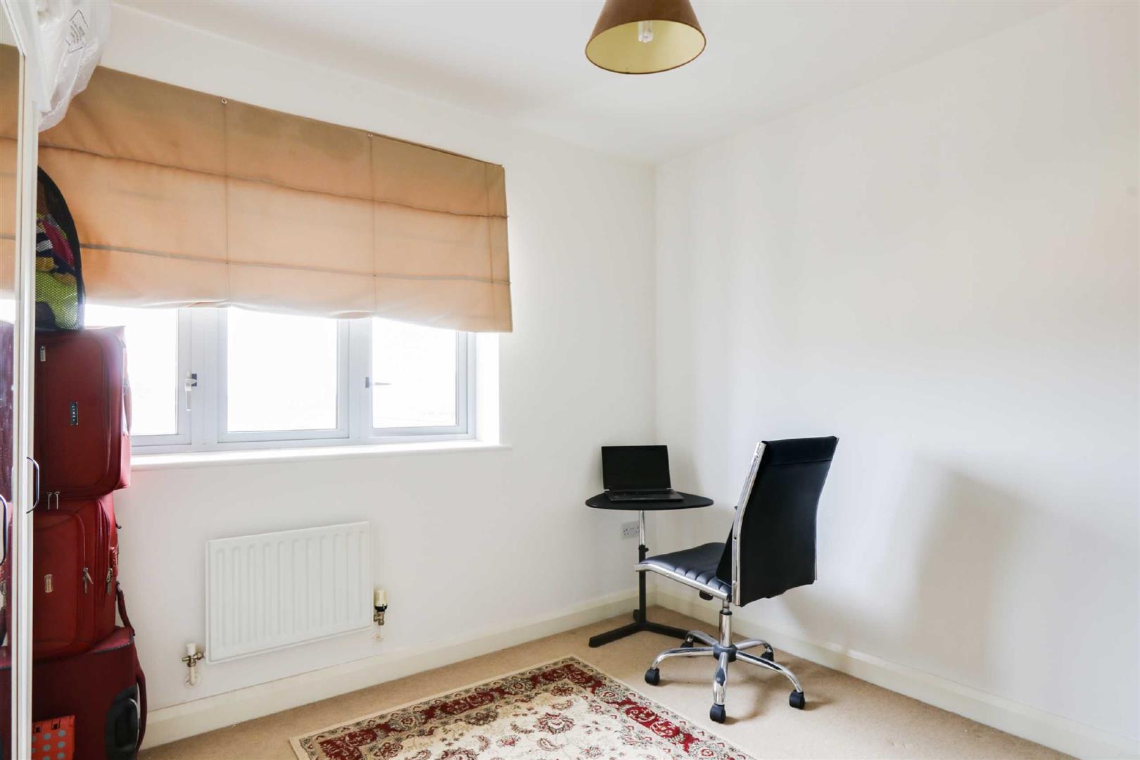 Tanfield Lane, Broughton, Milton Keynes